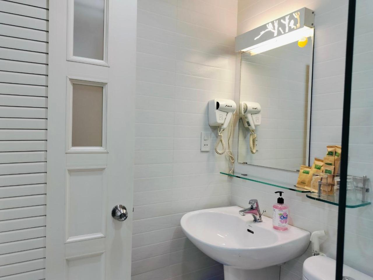 Adventure Hotel Ho Chi Minh Zewnętrze zdjęcie
